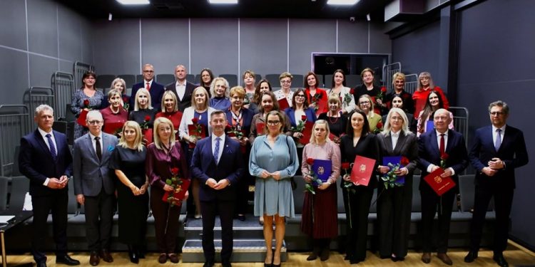 14 października świętują pracownicy oświaty 1 zdj. UM Ełku
